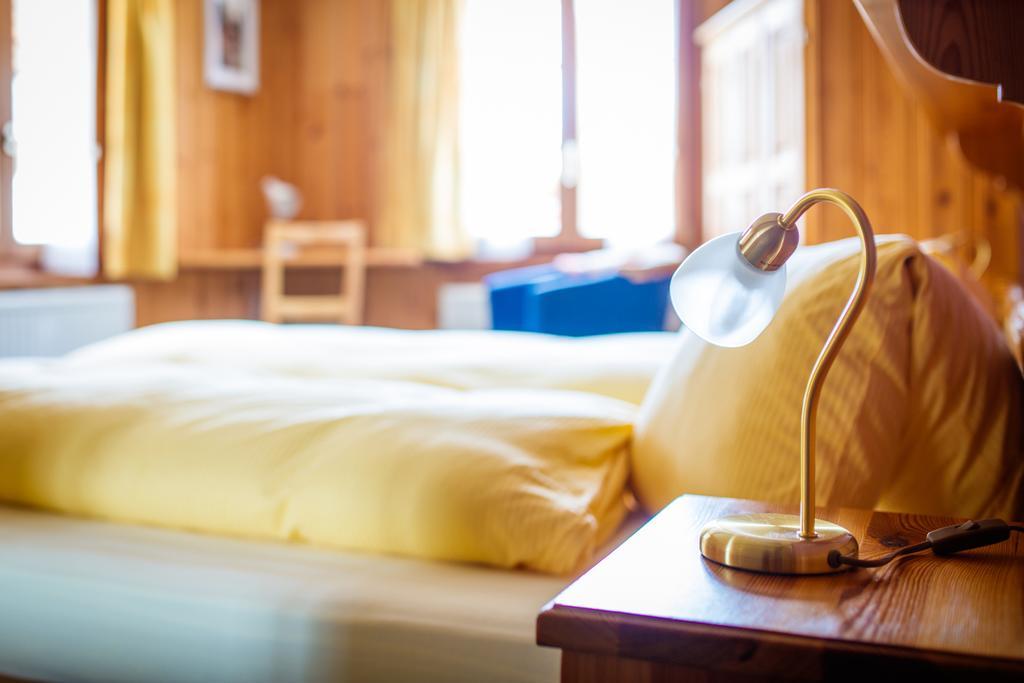 Hotel Nufenen Ulrichen Bagian luar foto