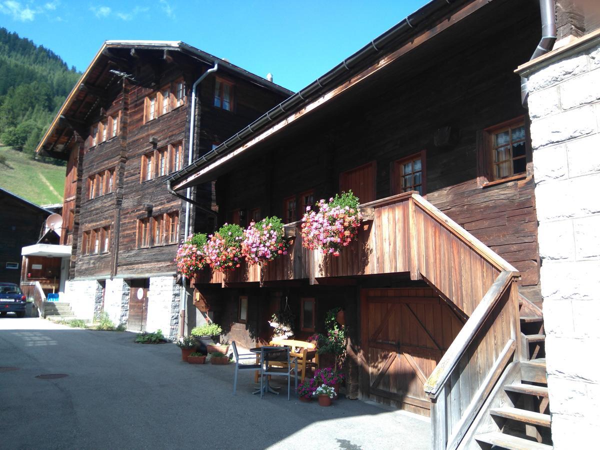 Hotel Nufenen Ulrichen Bagian luar foto